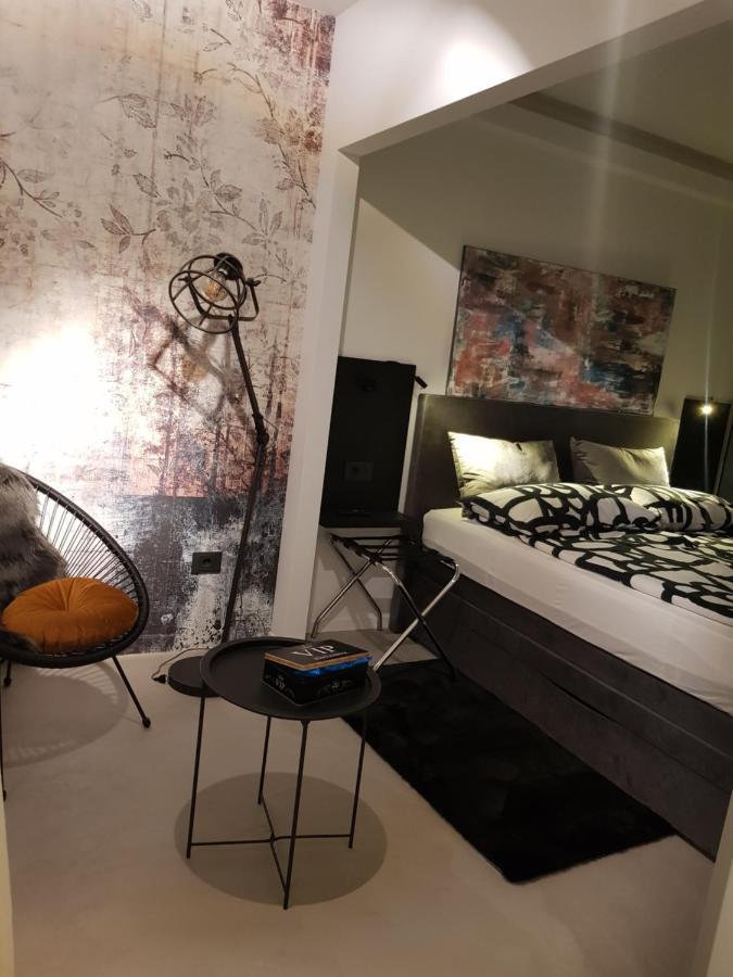 Apartman Vip, With Free Garage Parking Pula Eksteriør billede