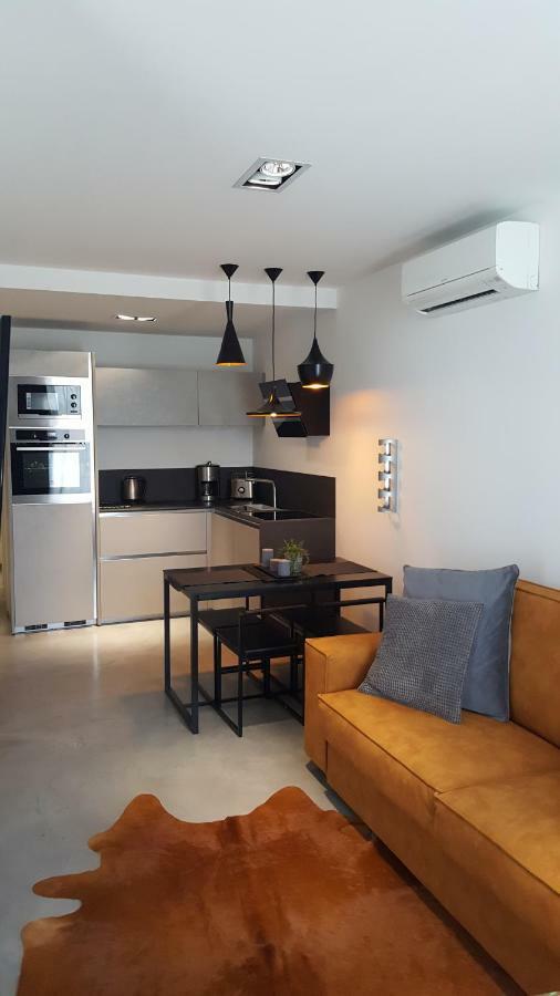 Apartman Vip, With Free Garage Parking Pula Eksteriør billede